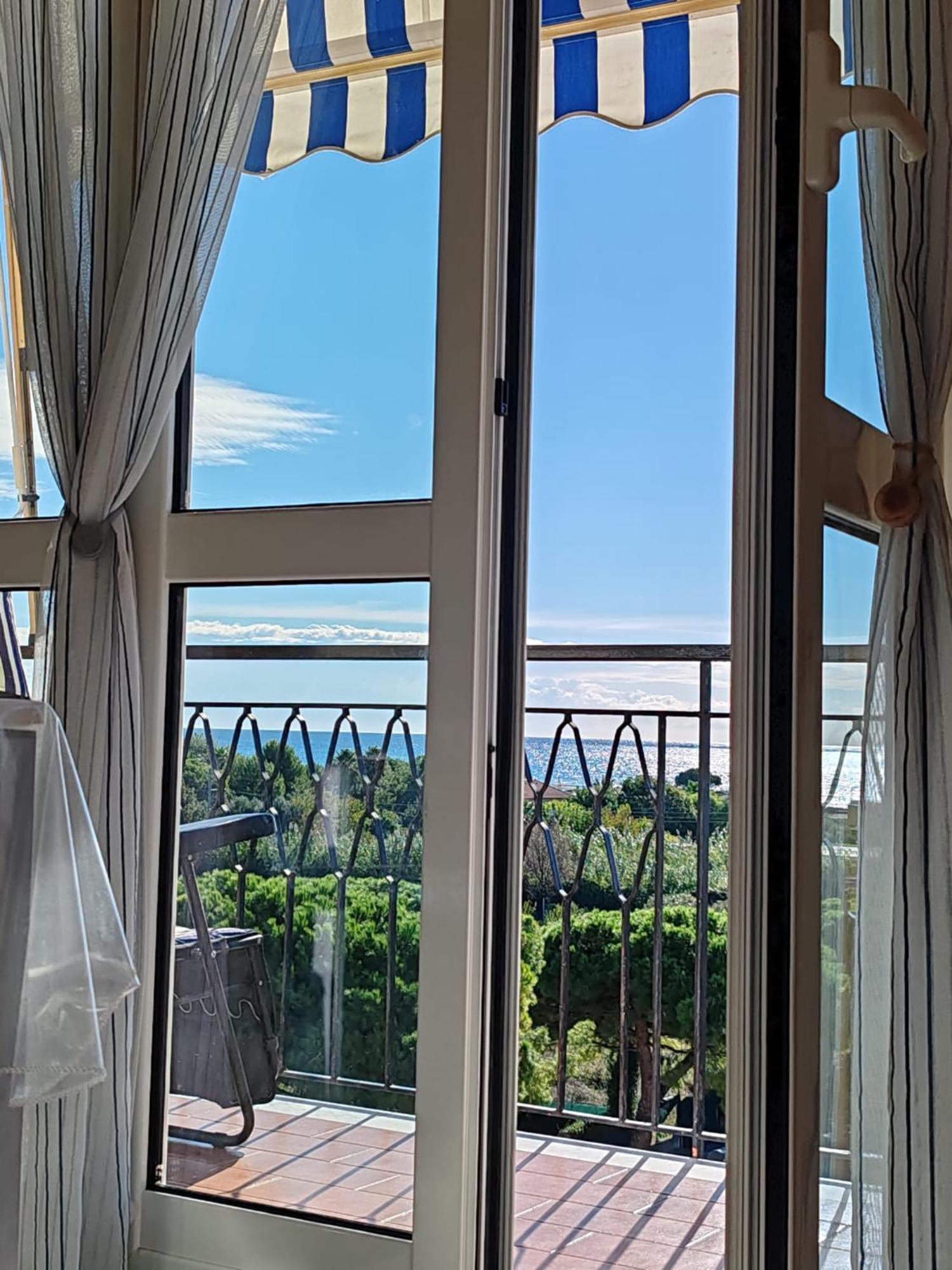 Appartamento Vista Mare Albenga Extérieur photo