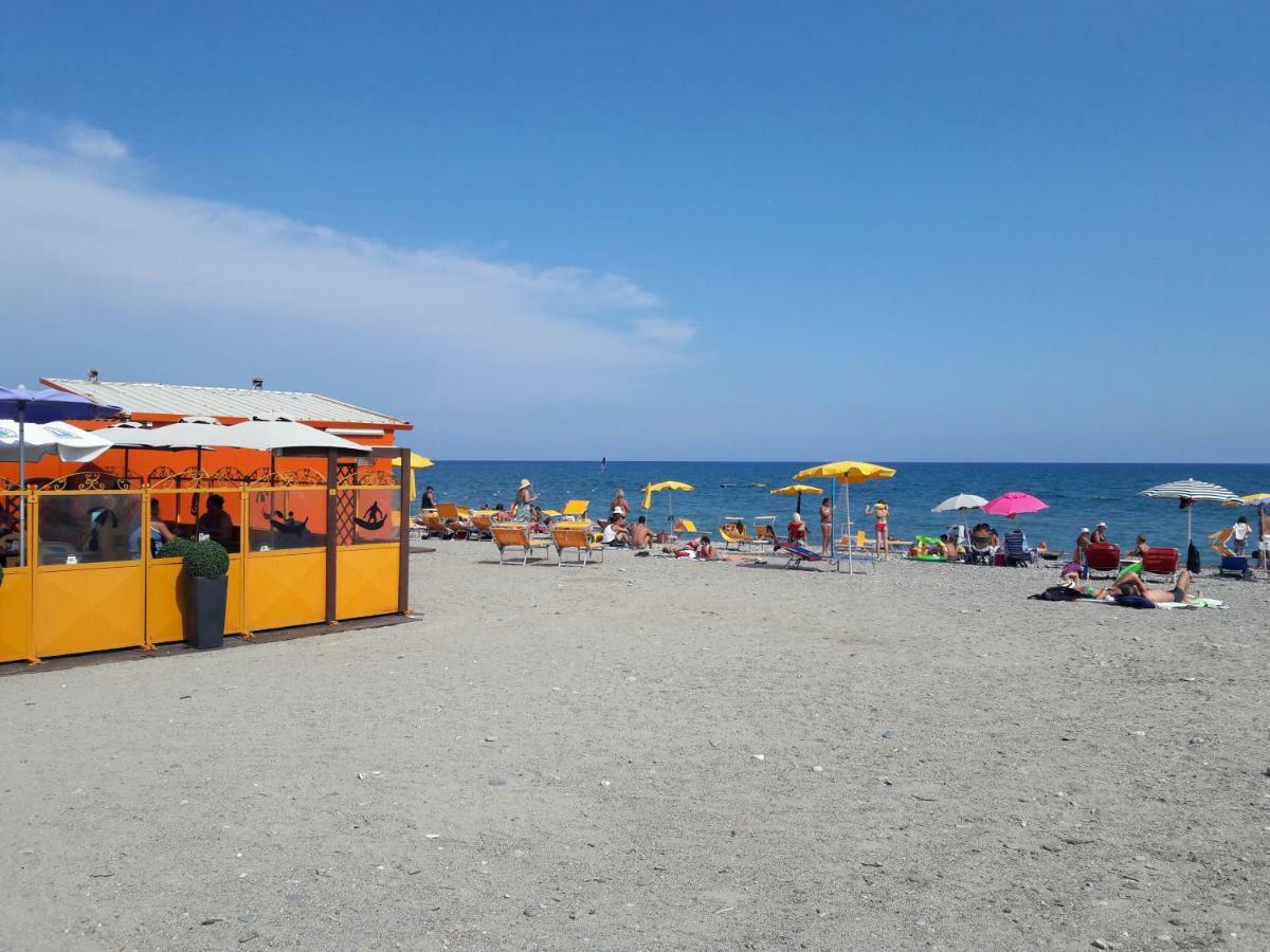 Appartamento Vista Mare Albenga Extérieur photo